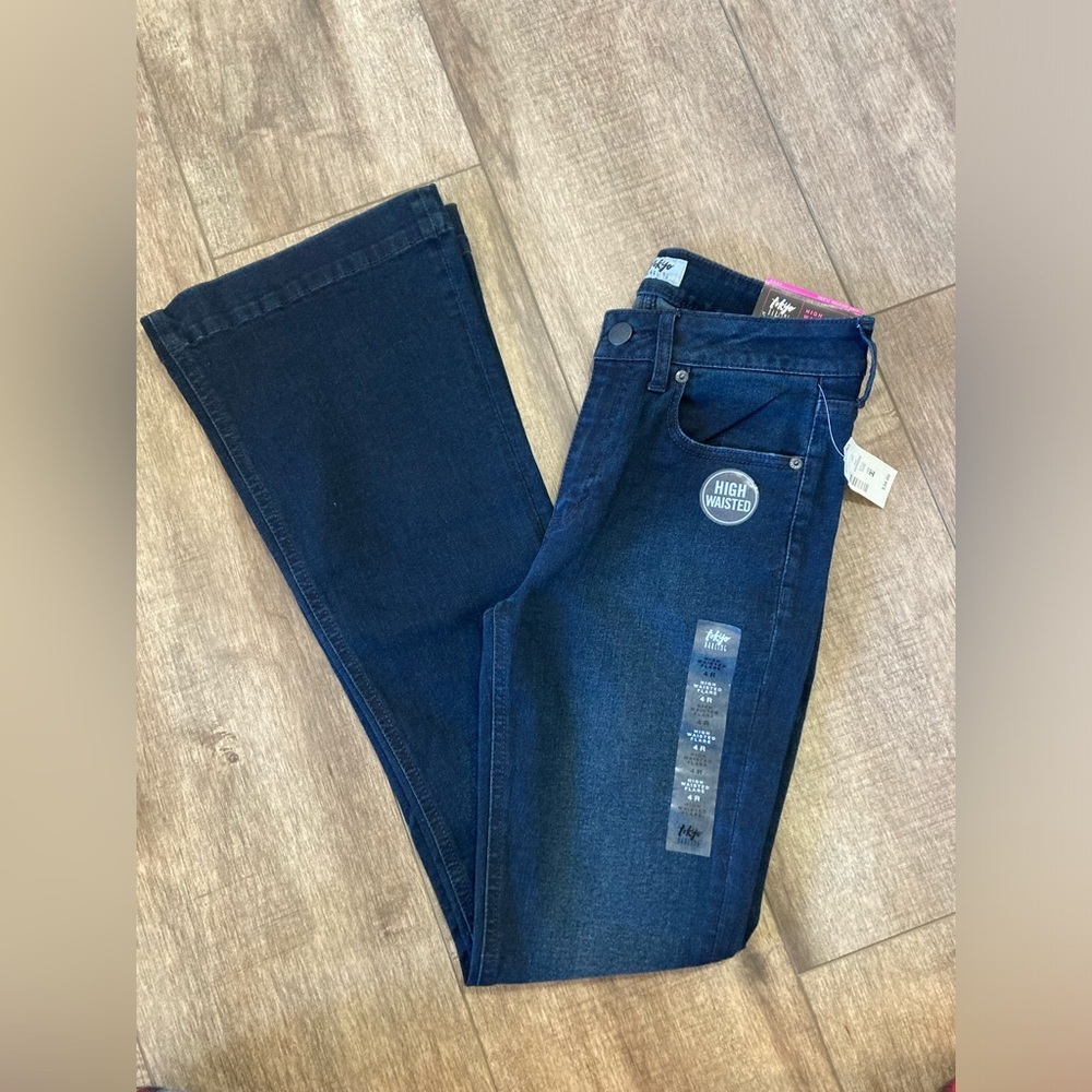 NWT Tokyo Darling women’s 4R high waisted flare jeans